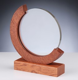 Bild von Glas und Holz Circle Award